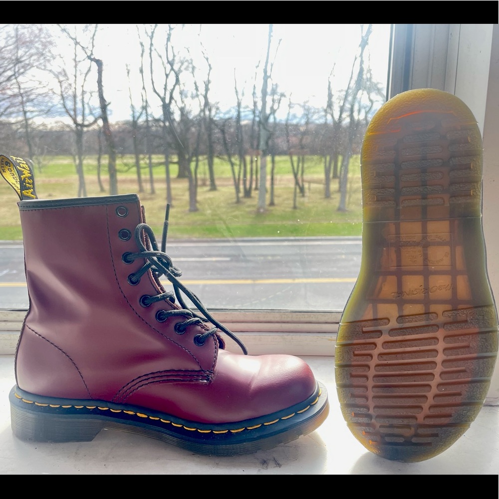 1460 Dr. Martens Boot: Worn once, Size 7.